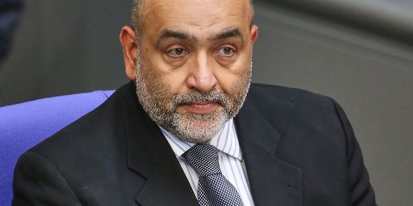 Grüne werfen Regierung Normalisierung von Taliban-Herrschaft vor