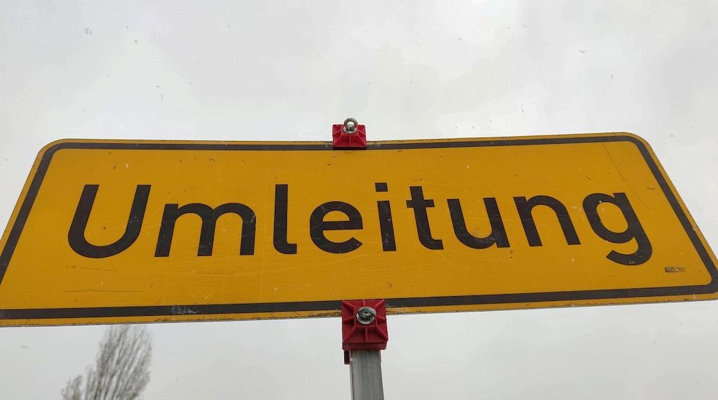 Köln modernisiert Ampelanlagen und baut neue Brücke