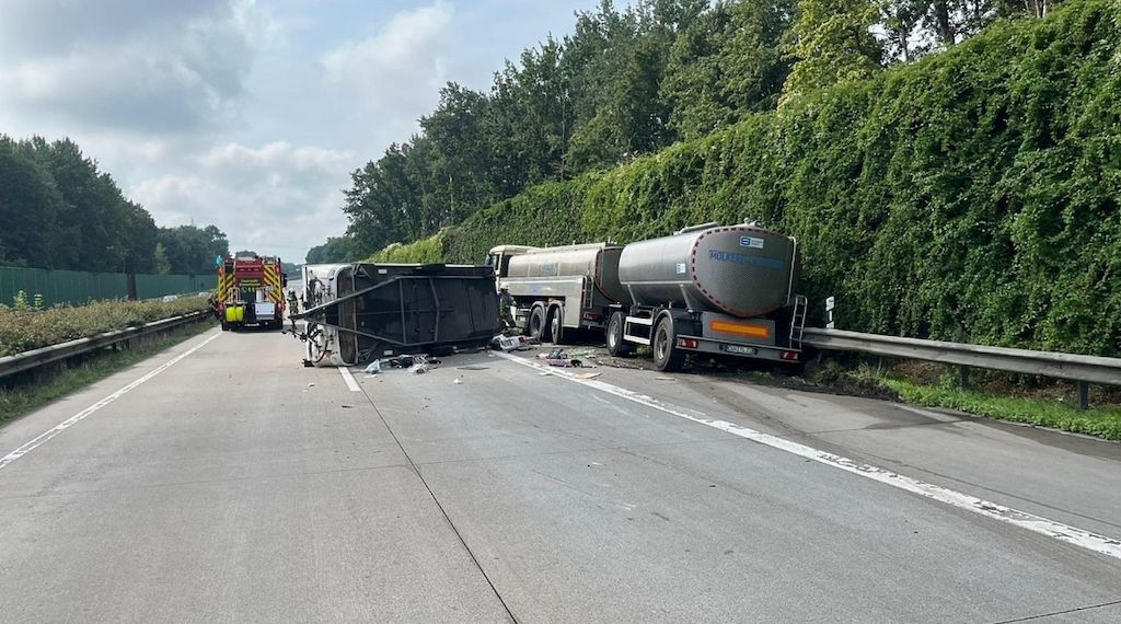 Unfall auf der A27 bei Bremerhaven: Eine Person verletzt