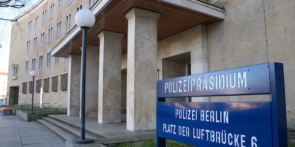 Durchsuchungen bei Berliner-Polizisten wegen Verdacht des Drogenhandels