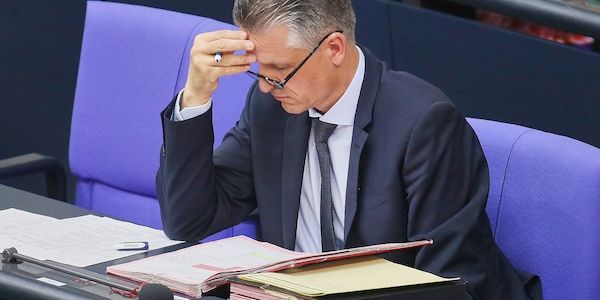 Frei stellt geplante Schuldenbremsen-Reform infrage