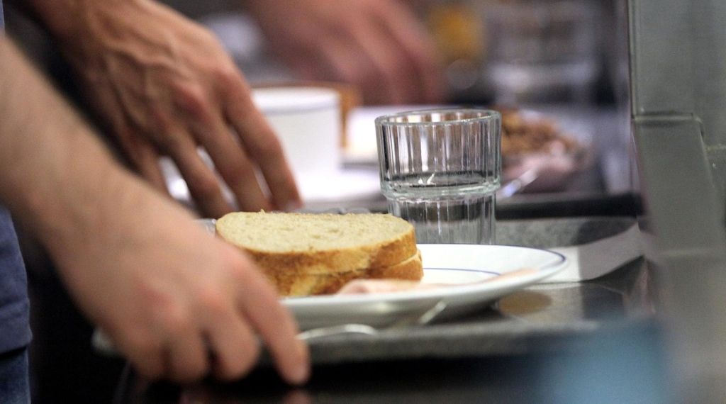 Hamburger Elternrat lehnt Preiserhöhung für Schulessen ab