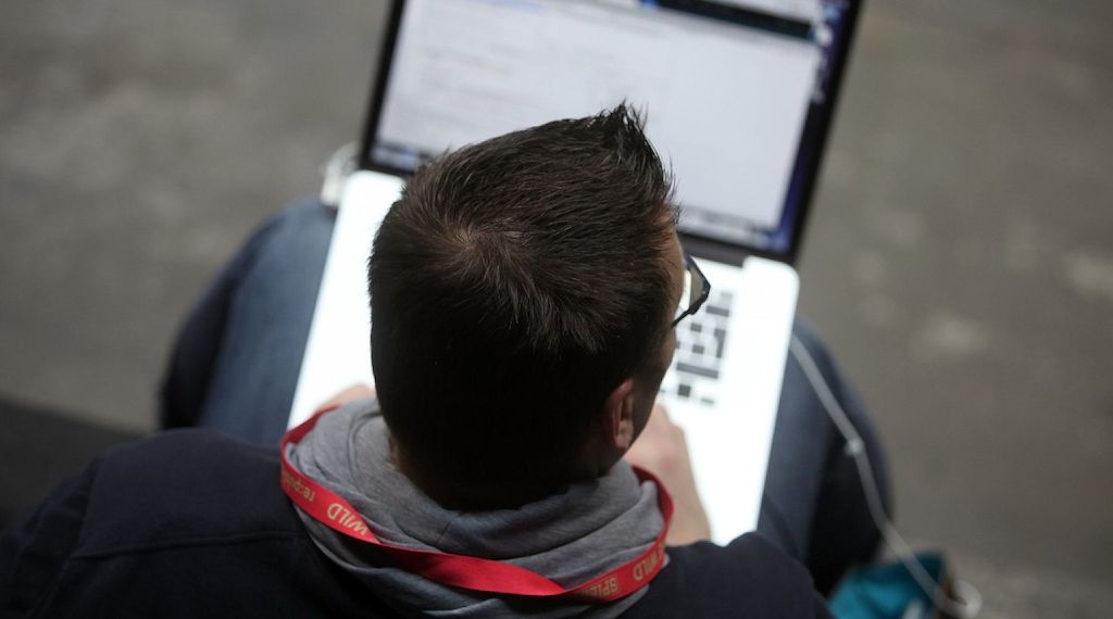 Umfrage: Deutscher Wirtschaft fehlen über 100.000 IT-Fachkräfte