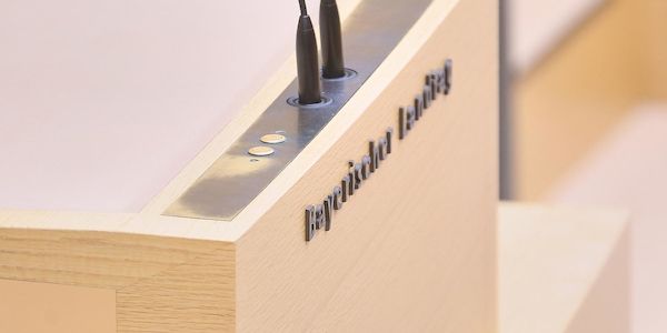 Freie Wähler fordern besseren Schutz vor Fake-Honig