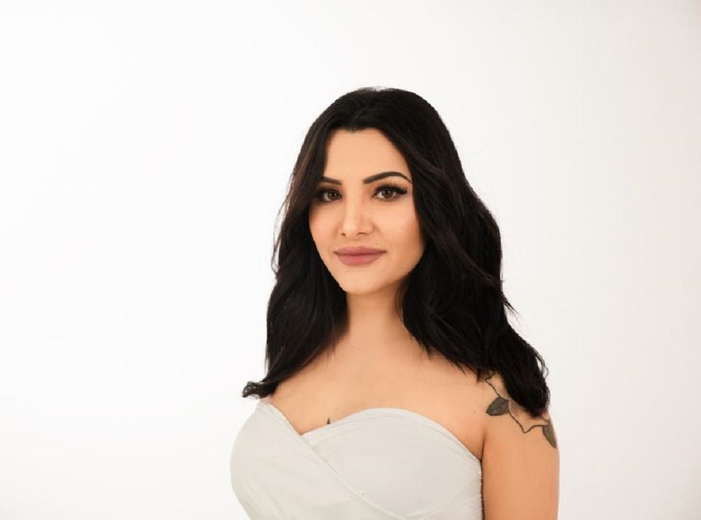 Nesrin Obermeier zeigt dir die Geheimnisse glänzend schöner Haare im Sommer