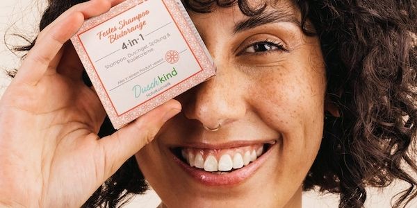 Duschkind wird in London als nachhaltigste Kosmetikmarke Deutschlands mit dem Lux Live Award ausgezeichnet.