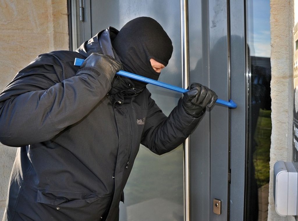 ARAG: So kann man sich vor Einbrüchen schützten