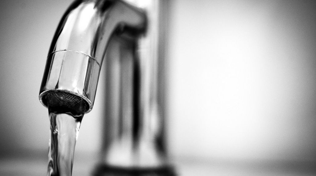 ARAG: Experten über Wassersparen im Haushalt und was man beachten sollte