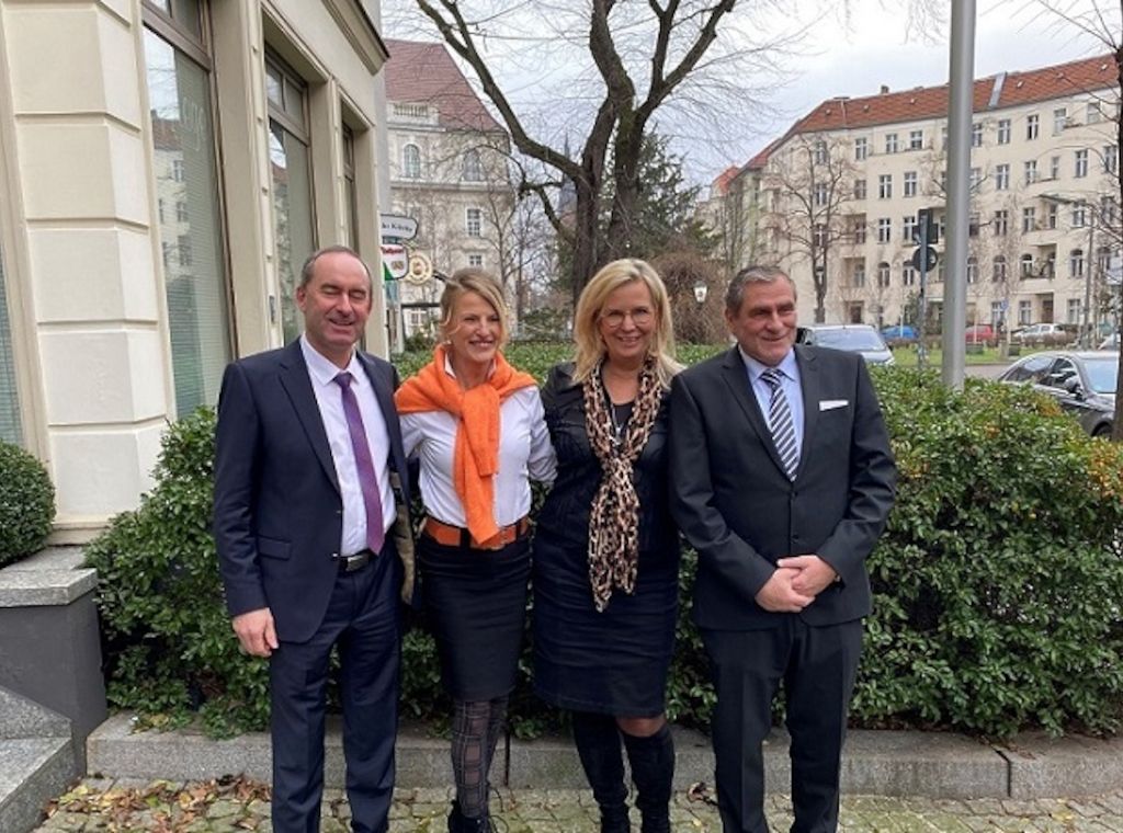 Hoher Besuch zur Wahlkampf-Unterstützung für Freie Wähler Berlin 