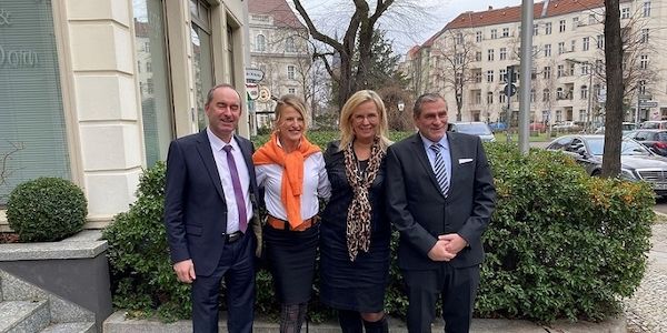 Hoher Besuch zur Wahlkampf-Unterstützung für Freie Wähler Berlin 