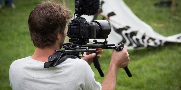 Wie Sie in Berlin mit kleinem Budget professionelle Videos erstellen können
