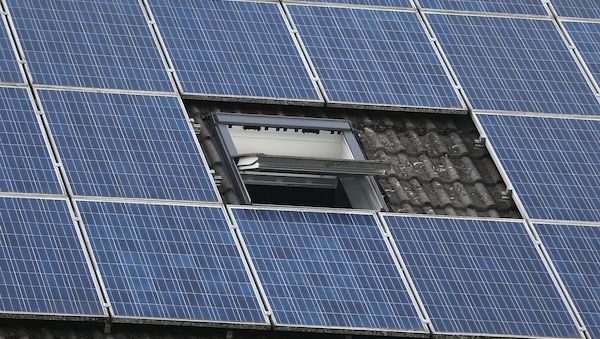 Einspeisevergütung: Grüne fürchten Abwürgen des Solarausbaus