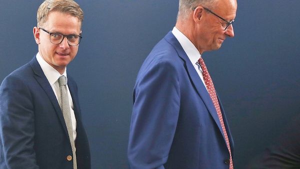 Union im Politbarometer weiterhin vor AfD