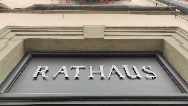 Landkreistag schreibt wegen Rekorddefizit Brandbrief an Merz