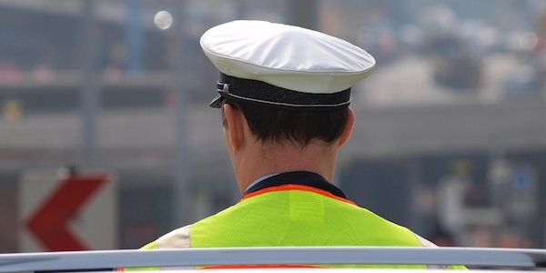 Polizist in Berlin-Spandau bei Verkehrskontrolle verletzt
