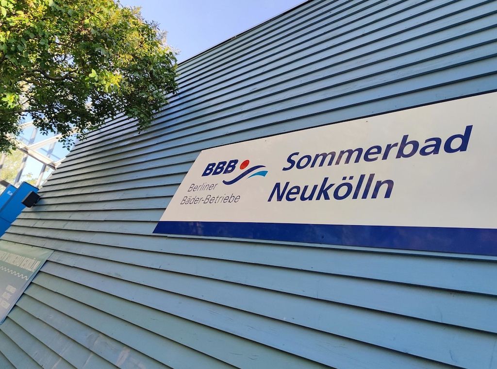 Massenschlägerei im Neuköllner Sommerbad