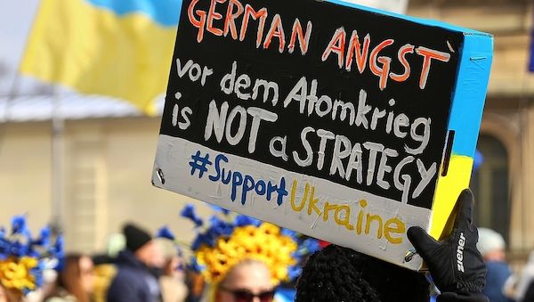 Kiesewetter: Europa müsste Waffenstillstand in Ukraine absichern