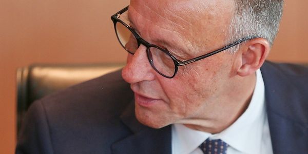 Waffenembargo: Eltern von deutscher Geisel schreiben Brief an Merz