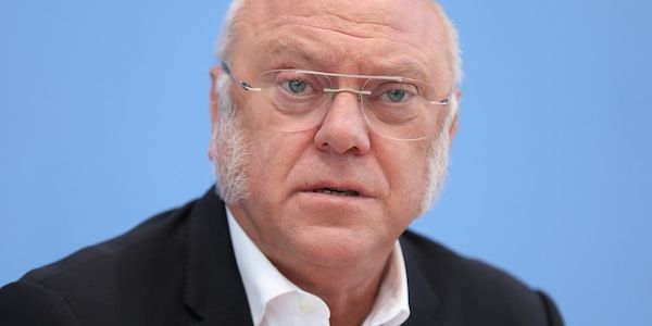 Protestbrief: Wissenschaftler fürchten Manipulation der Armutsquote