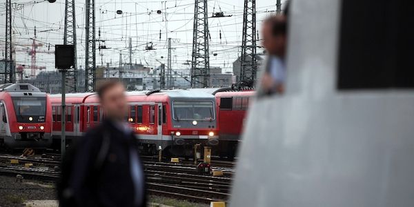 Lokführer freuen sich über Entlassung von Bahnchef Lutz