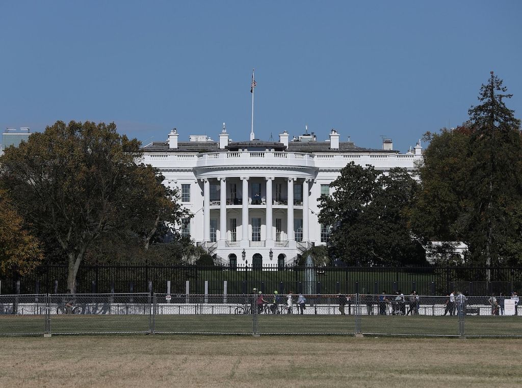 Trump und Selenskyj zeigen sich im Weißen Haus betont harmonisch
