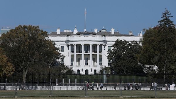 Trump und Selenskyj zeigen sich im Weißen Haus betont harmonisch