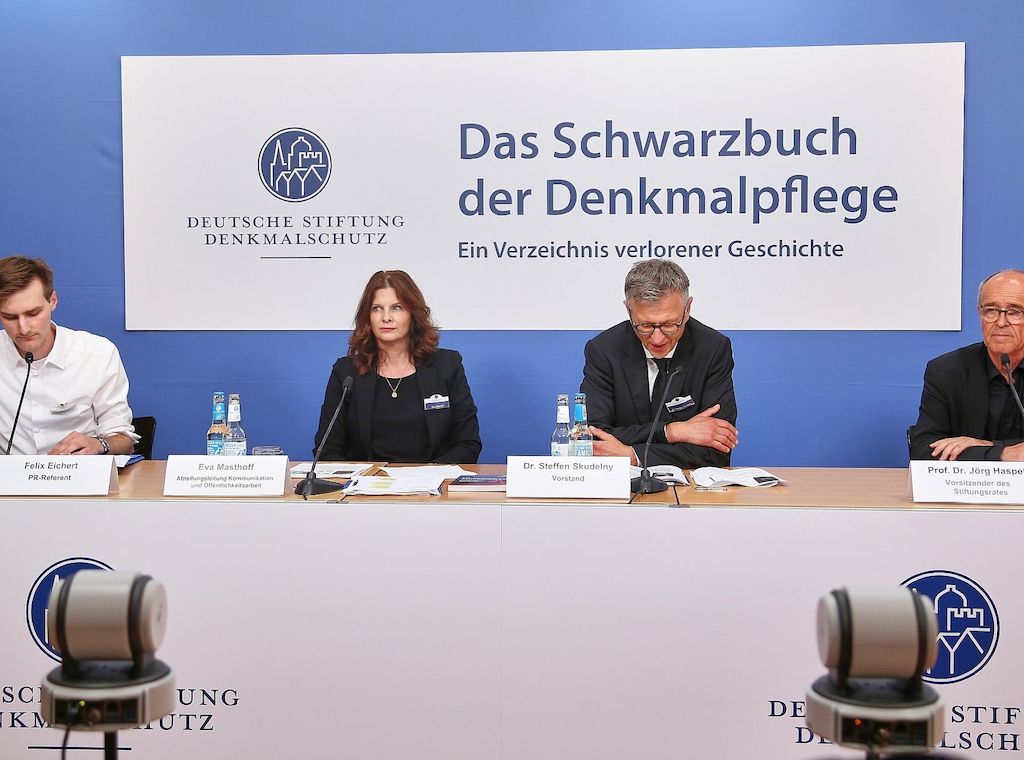 Erstes "Schwarzbuch der Denkmalpflege" veröffentlicht