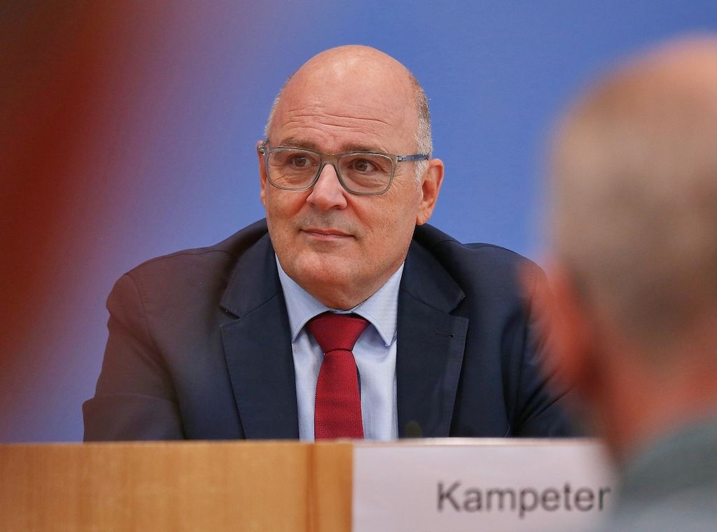 BDA-Hauptgeschäftsführer verschärft Kritik am Tariftreuegesetz