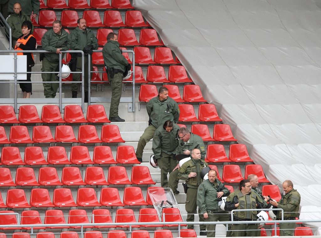 GdP will Gesichtserkennung und Personenscanner in Fußballstadien