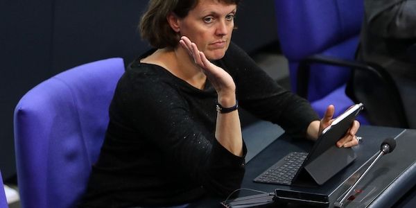 Grüne sehen neuen Klärungsbedarf beim Maut-Debakel