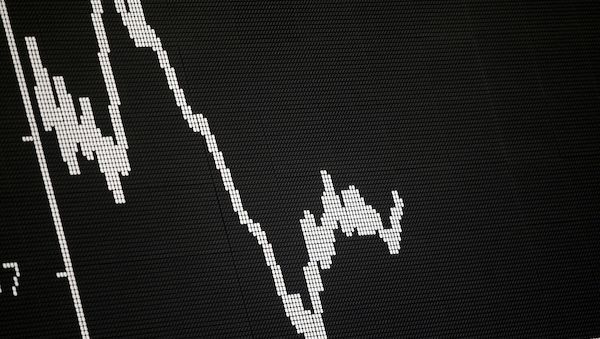 Dax legt zu - Commerzbank-Aktien bilden Schlusslicht