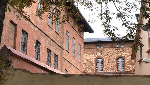 Ersatzfreiheitsstrafen belasten Gefängnisse