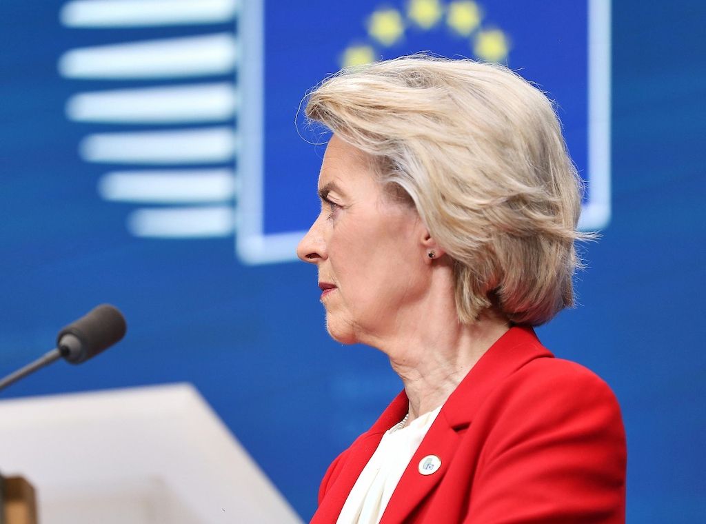 Von der Leyen verteidigt Zoll-Deal mit Trump