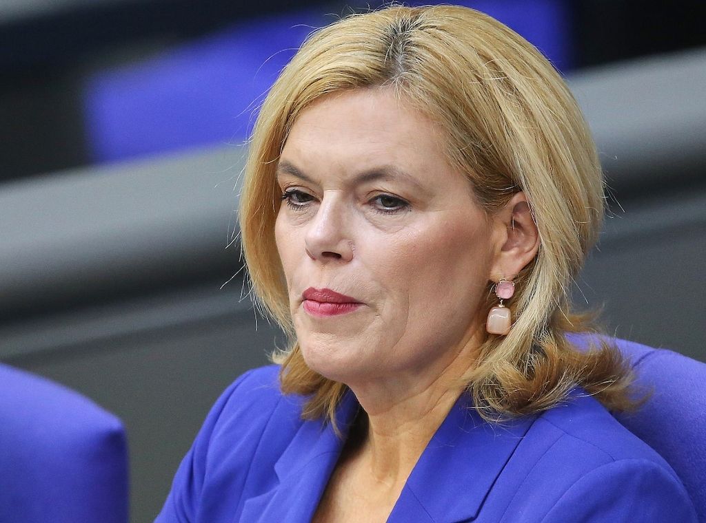 Umfrage: Mehrheit hält Klöckner nicht für überparteilich