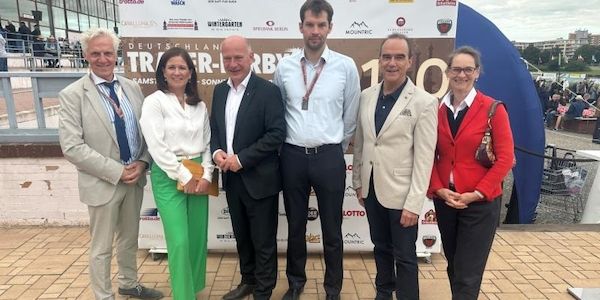 Glanz und Geschichte: 130 Jahre Deutsches Traber-Derby in Mariendorf