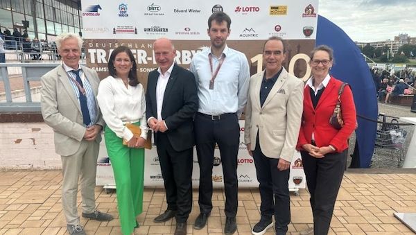 Glanz und Geschichte: 130 Jahre Deutsches Traber-Derby in Mariendorf