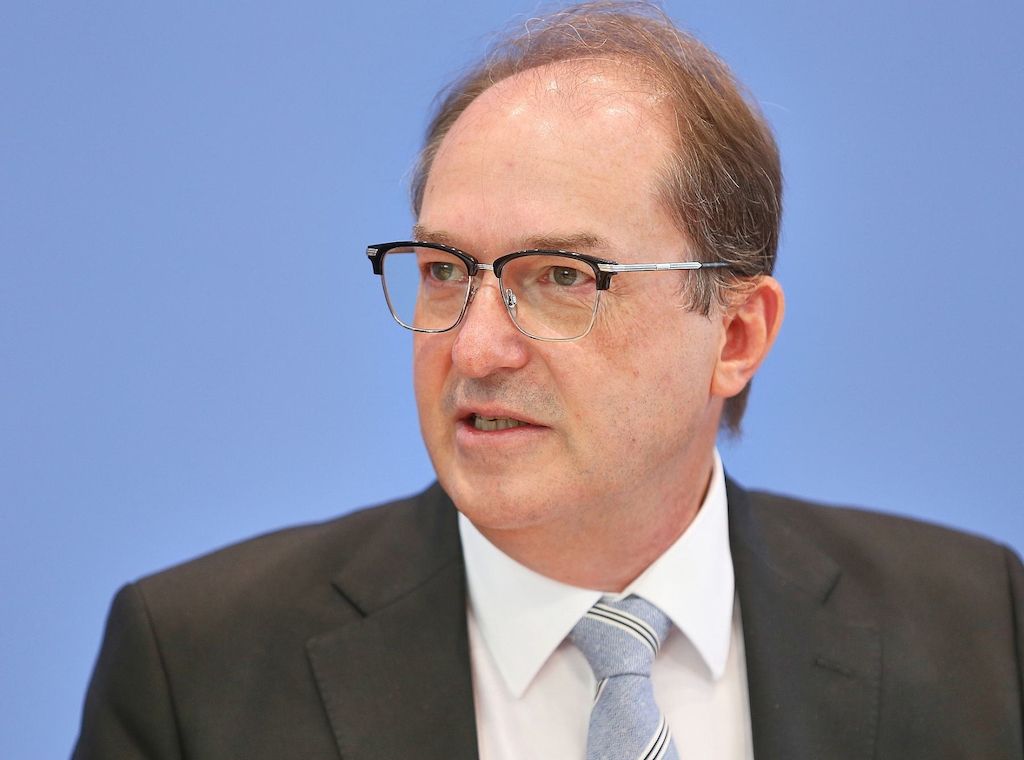 Grüne kritisieren Haltung Dobrindts zu Palantir-Software