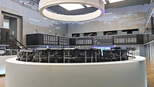 Dax lässt nach - Ölpreis sinkt deutlich