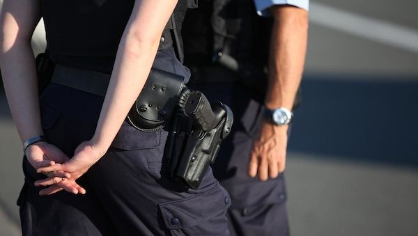 Unbekannter gibt Schüsse nach Gruppenstreit in Berlin-Moabit ab