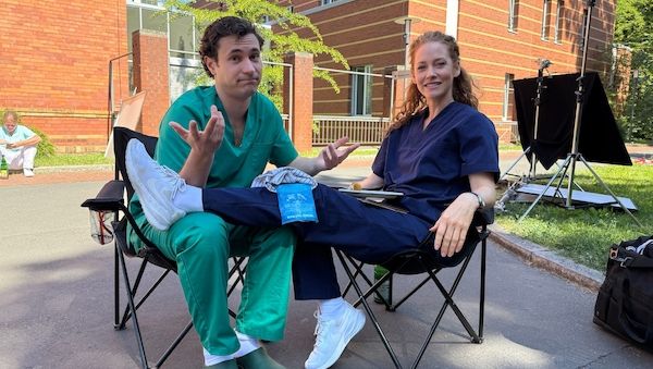 «Spreewaldklinik»-TV-Schauspielerin muss ins Krankenhaus