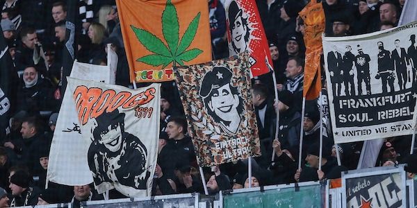 Eintracht springt auf Platz zwei im Bundesliga-Management-Ranking
