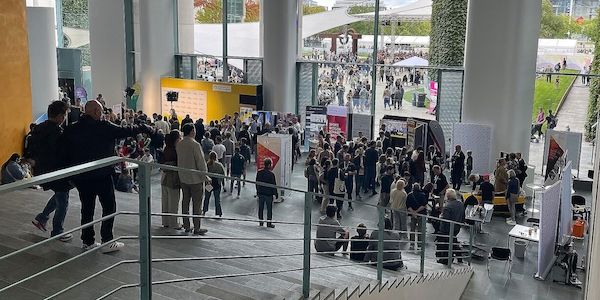 100.000 Besuche beim "Tag der offenen Tür" der Bundesregierung