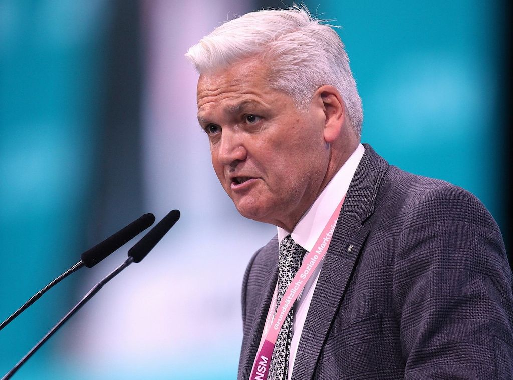 Hubert Hüppe nach Kampfabstimmung neuer Chef der "Senioren-Union"