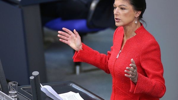 Wagenknecht: "Deutschland steckt tief in der Merzession"