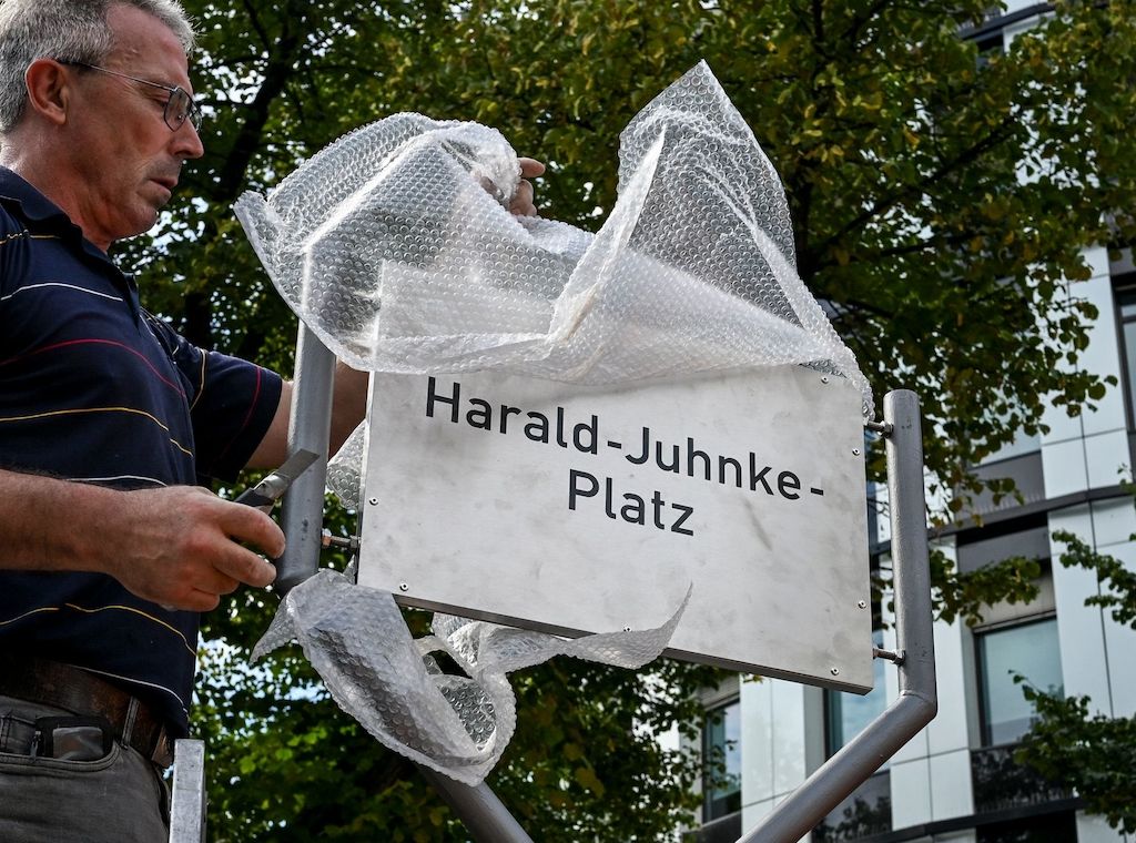Neuer Harald-Juhnke-Platz würdigt Berliner Entertainer
