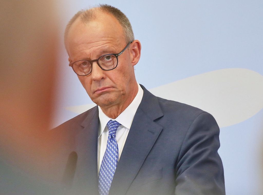 Forsa: AfD weiter vor Union - Unzufriedenheit mit Merz