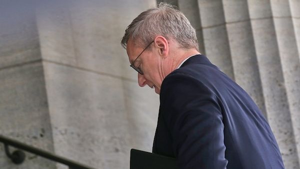 Wildberger verspricht konkrete Maßnahmen zum Bürokratierückbau