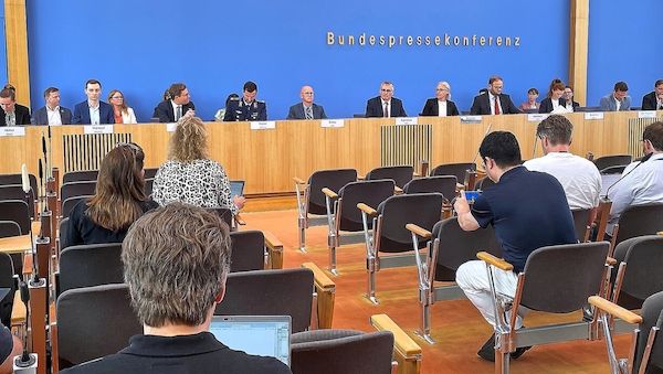 Berlin nimmt Schulterschluss von Xi, Putin und Kim "zur Kenntnis"