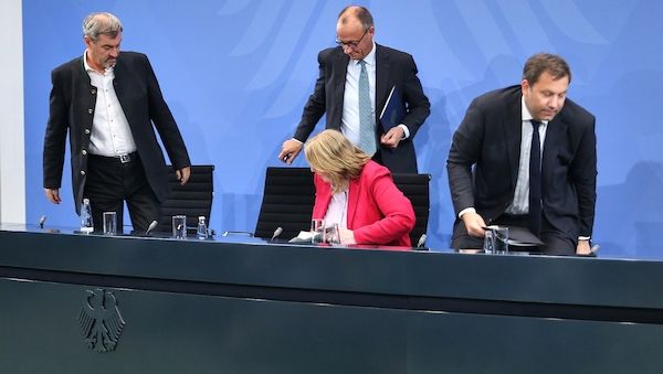 CDU-Wirtschaftsrat und Linke kritisieren Koalitionsausschuss