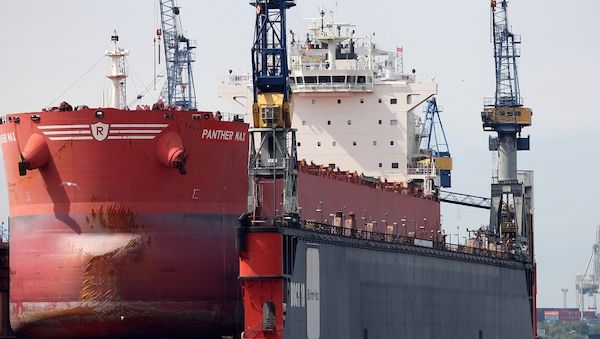 Auftragseingang im Verarbeitenden Gewerbe im Juli gesunken